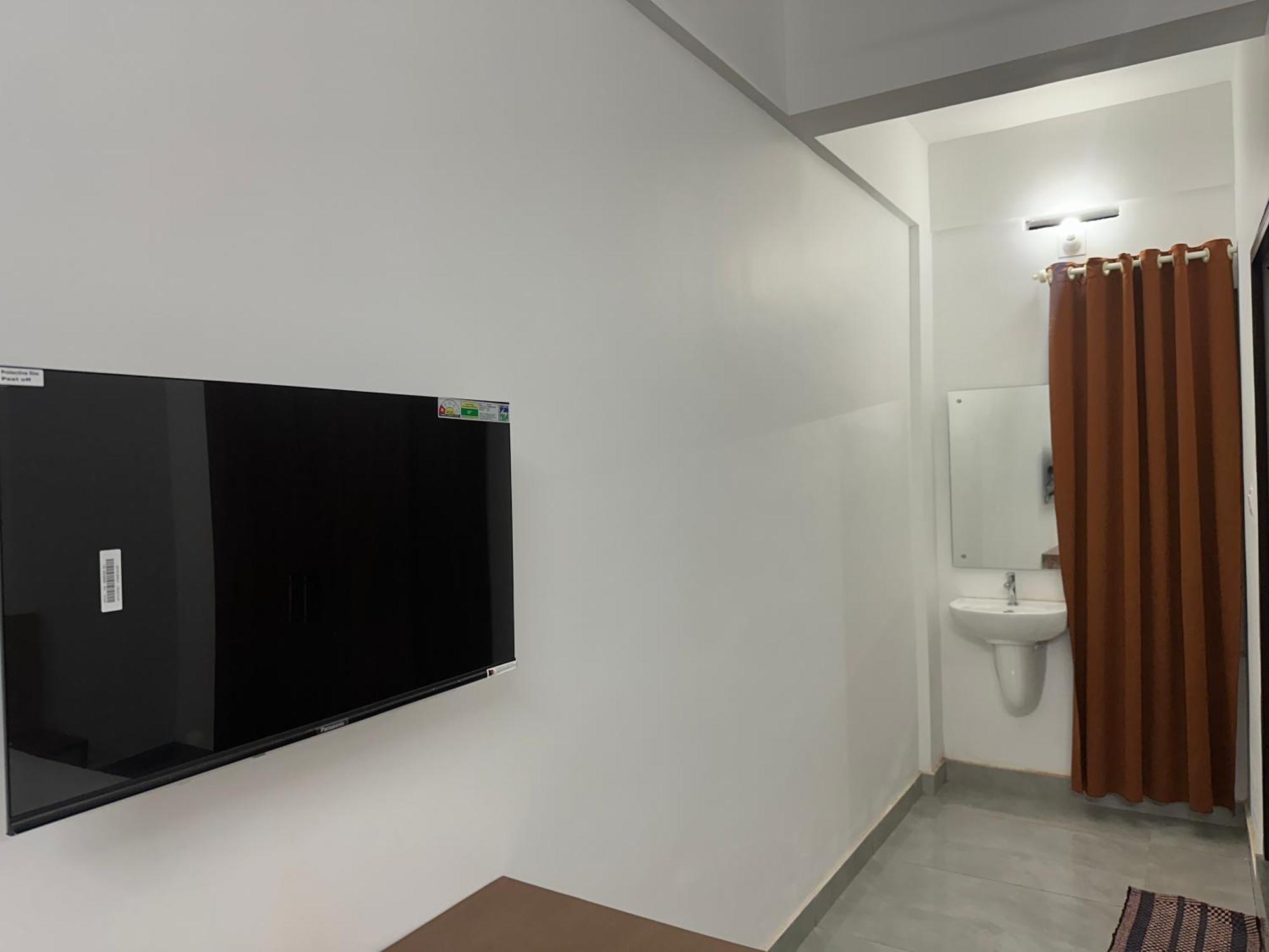 Hotel Jayalakshmi Residency Vaduvanchal Exteriér fotografie